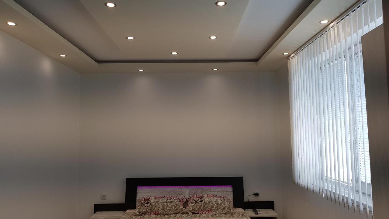 Д И В 2 - D & V 2 Apartment Sandanski Dış mekan fotoğraf