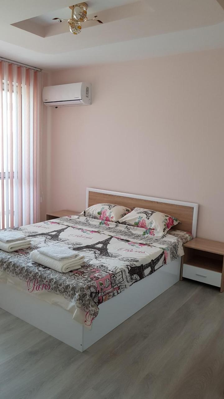 Д И В 2 - D & V 2 Apartment Sandanski Dış mekan fotoğraf