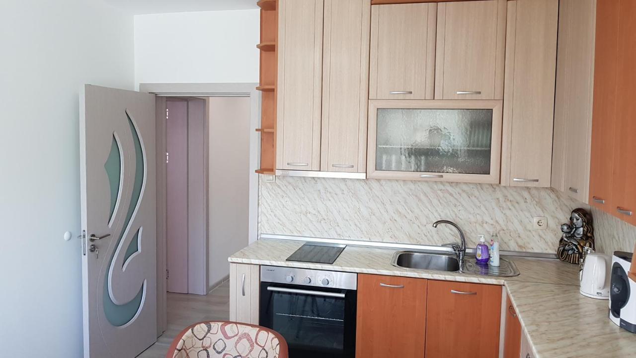 Д И В 2 - D & V 2 Apartment Sandanski Dış mekan fotoğraf